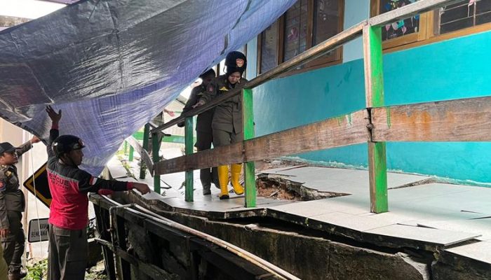 Cuaca Ekstrem, Sejumlah Kawasan di Balikpapan Longsor