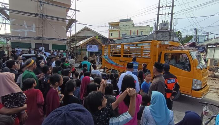 Presiden Kurbankan Sapi Lokal Berbobot Raksasa Untuk Warga Balikpapan