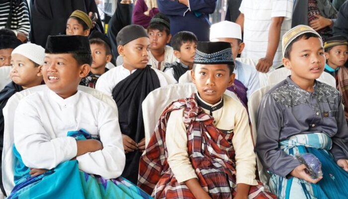 Mengukir Senyum Warga Balikpapan, PLN Hadirkan Khitan Sehat Anak Sholeh