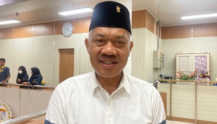 Semarakan Peringatan Hari Kemerdekaan, Budiono Serukan Warga Kibarkan Merah Putih Selama Agustus