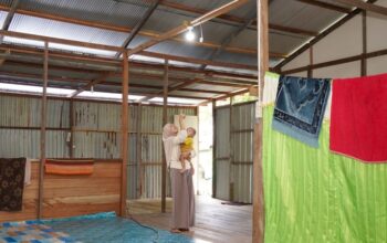 Light Up The Dream PLN Pancarkan Senyum Warga Berau