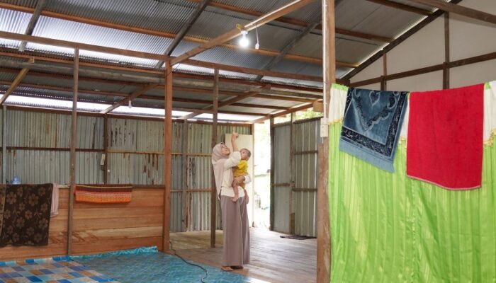 Light Up The Dream PLN Pancarkan Senyum Warga Berau