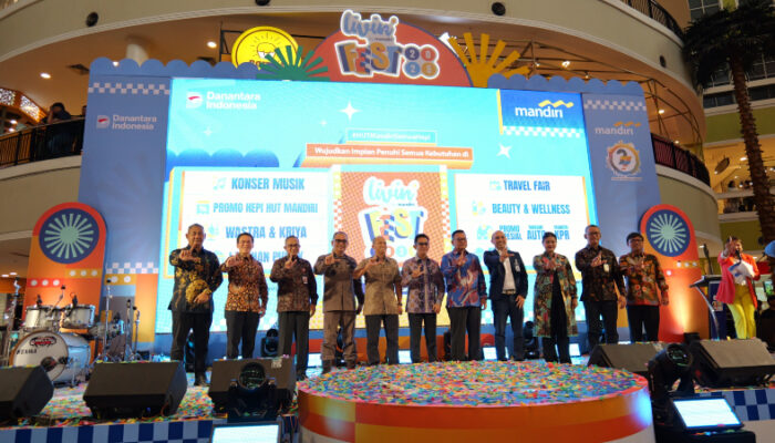 Ratusan Tenant UMKM Hingga Konser Nadhif Basalamah Semarakkan Livin Fest di BSB