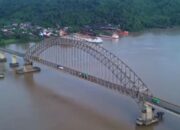 Pelindo dan SPJM Bantu Evakuasi Tongkang di Jembatan Mahulu Samarinda