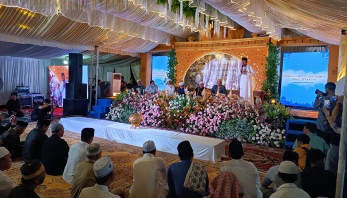 Silaturahmi dan Buka Bersama di Tanah Kelahiran, Gubernur Kaltim Bangun Optimisme Generasi Kampung Baru