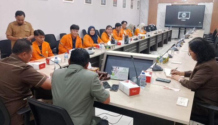 Dengar Masukan Mahasiswa Uniba, Komisi IV DPRD Kupas Sumber Krisis Guru di Balikpapan