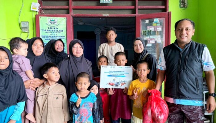 KKT Bagikan 280 Paket Daging Kurban ke Warga dan Panti Sosial di Sekitar Wilayah Operasional