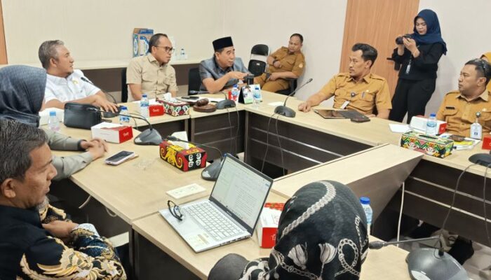 DPRD Balikpapan Serius Urai Benang Kusut Izin Reklame Sekaligus Tekan Kebocoran PAD