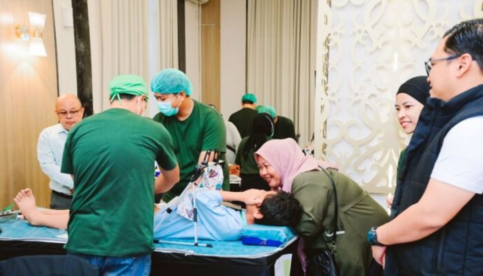 Wujudkan Tanggung Jawab Sosial, Pegadaian Khitan 275 Anak Serentak di Tiga Kota